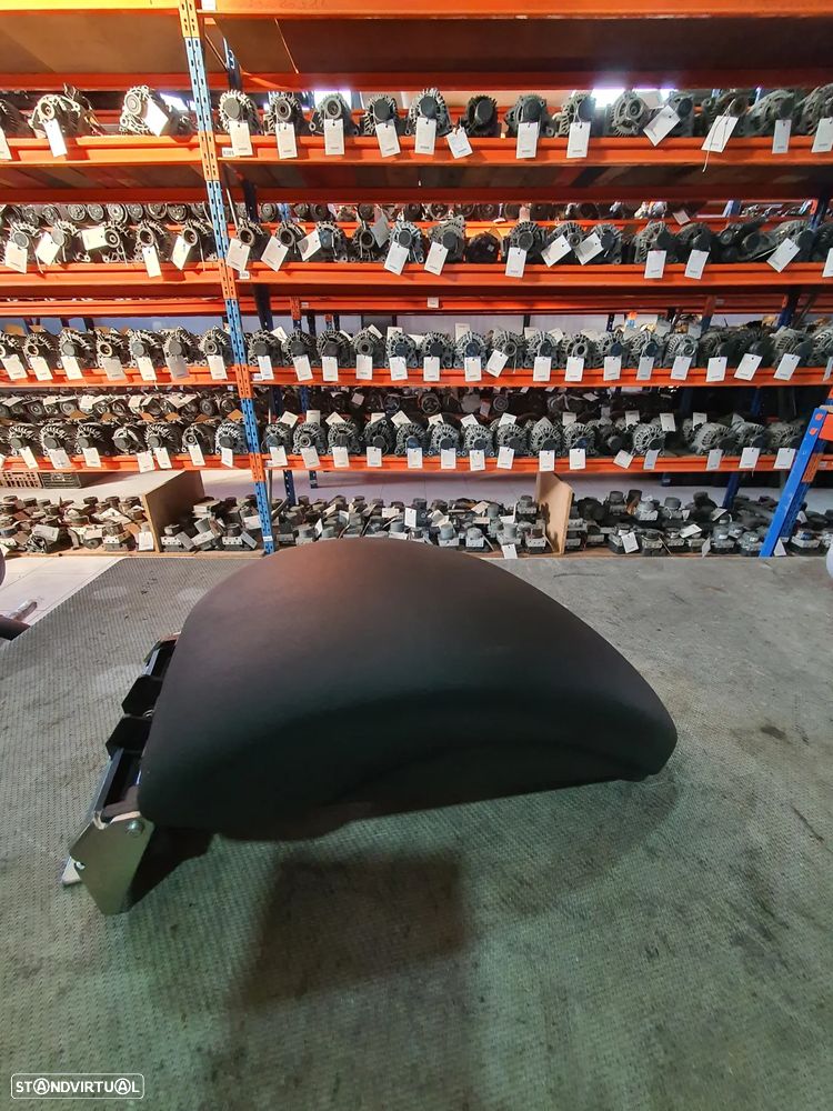 APOIO DE BRAÇO CITROEN DS4