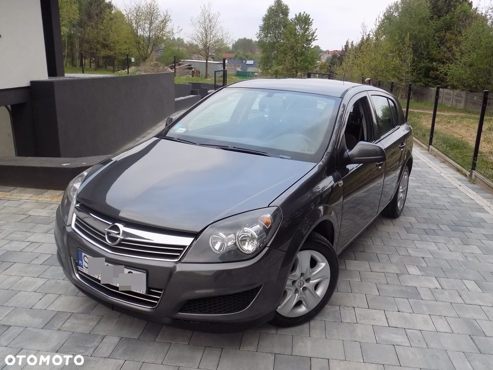 Opel Astra 1.6 Fun - 1