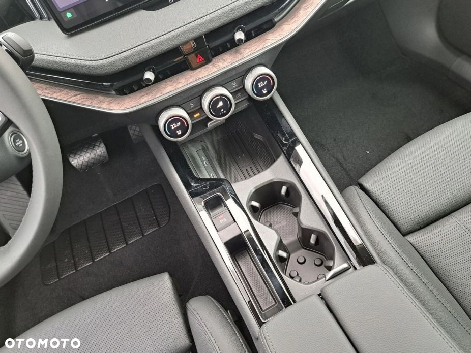 Skoda Superb 2.0 TDI SCR L&K DSG - 13