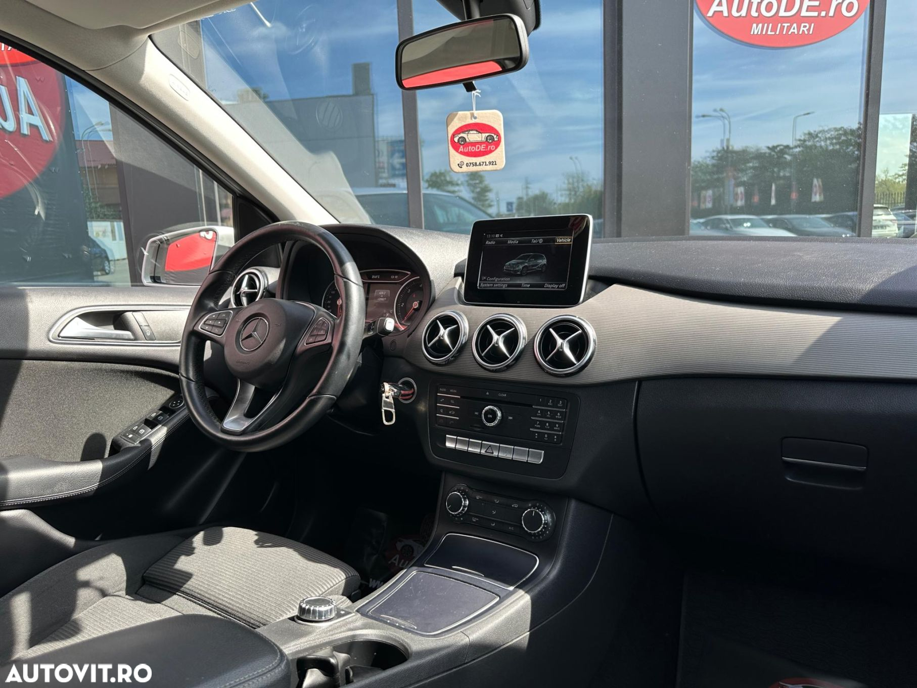 Mercedes-Benz B - 6