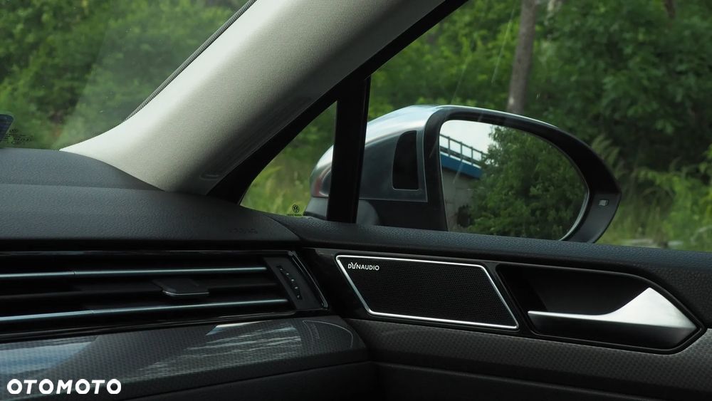 Volkswagen Passat - 22