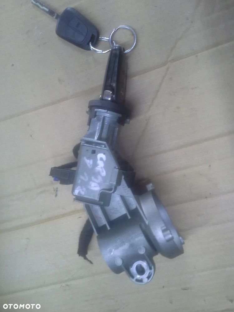 Opel Corsa D 1.2 Z12XEP zestaw startowy komputer 0261208940 55557933 bsi bsm cim stacyjka 2 kluczyki - 6