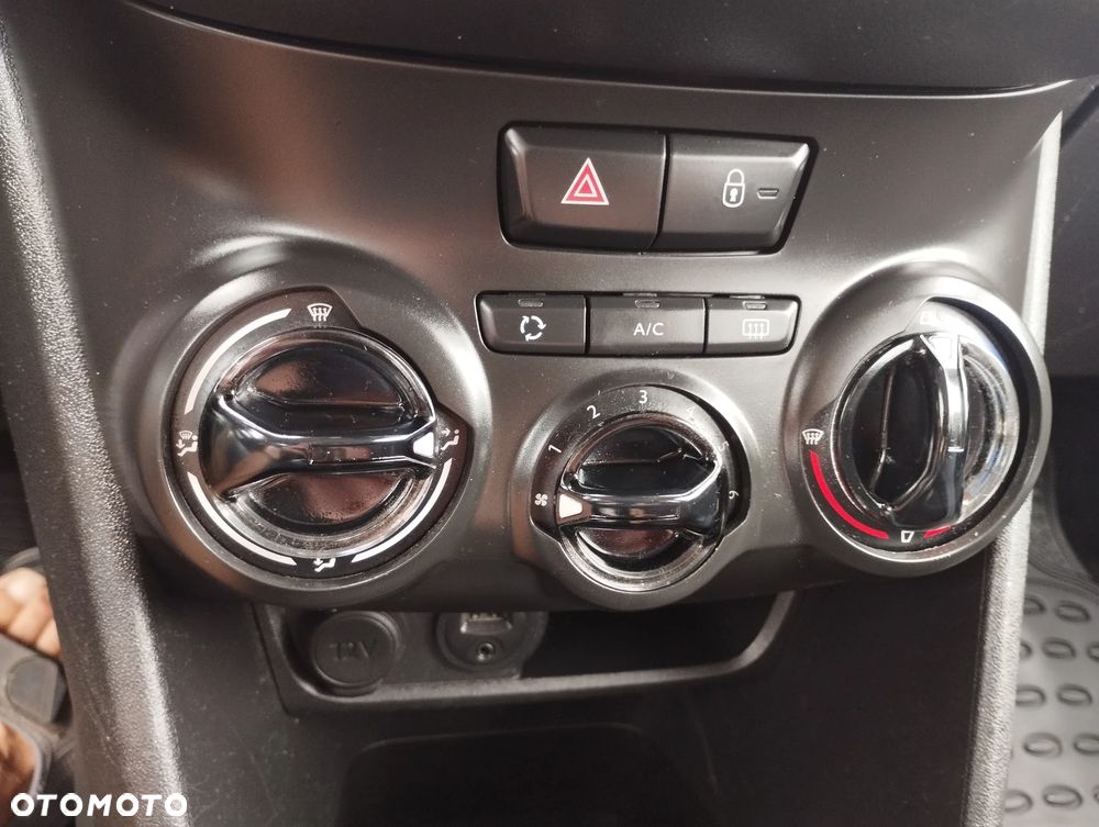 Peugeot 208 PureTech 82 Active - 14