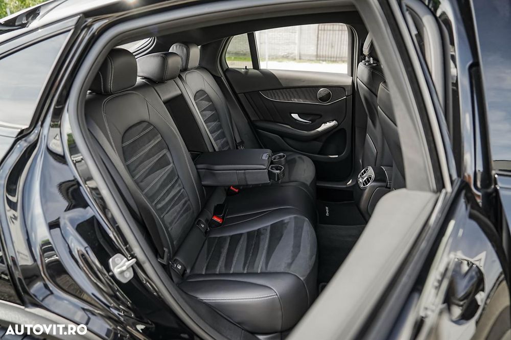 Mercedes-Benz GLC 220 d 4MATIC 9G-TRONIC AMG Line - 13