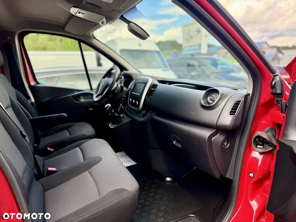Renault Trafic - 21