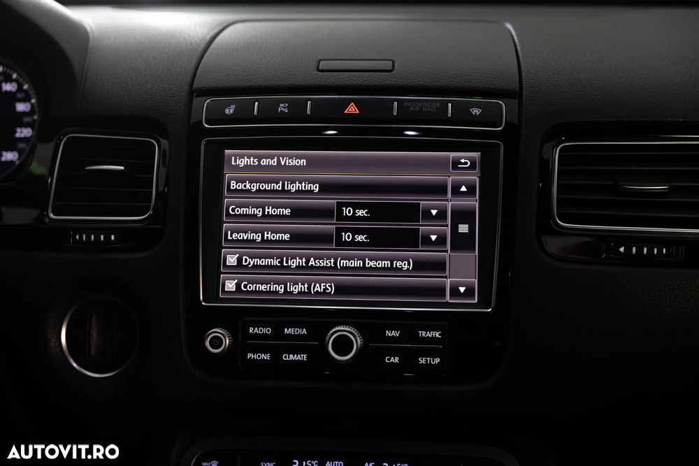 Volkswagen Touareg 3.0 V6 TDI BMT - 10