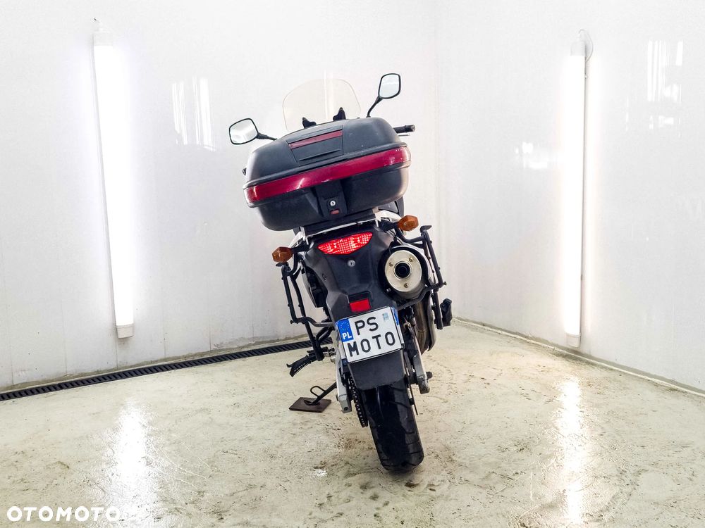 Suzuki DL - 6