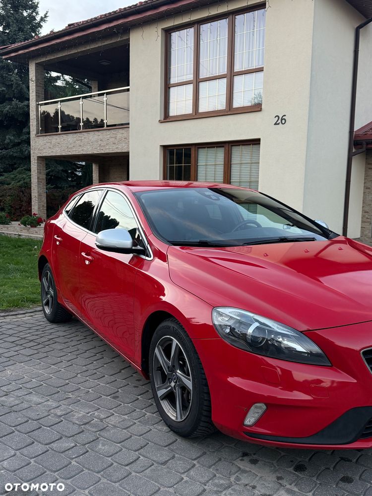Volvo V40 D4 Drive-E R-Design Summum - 8