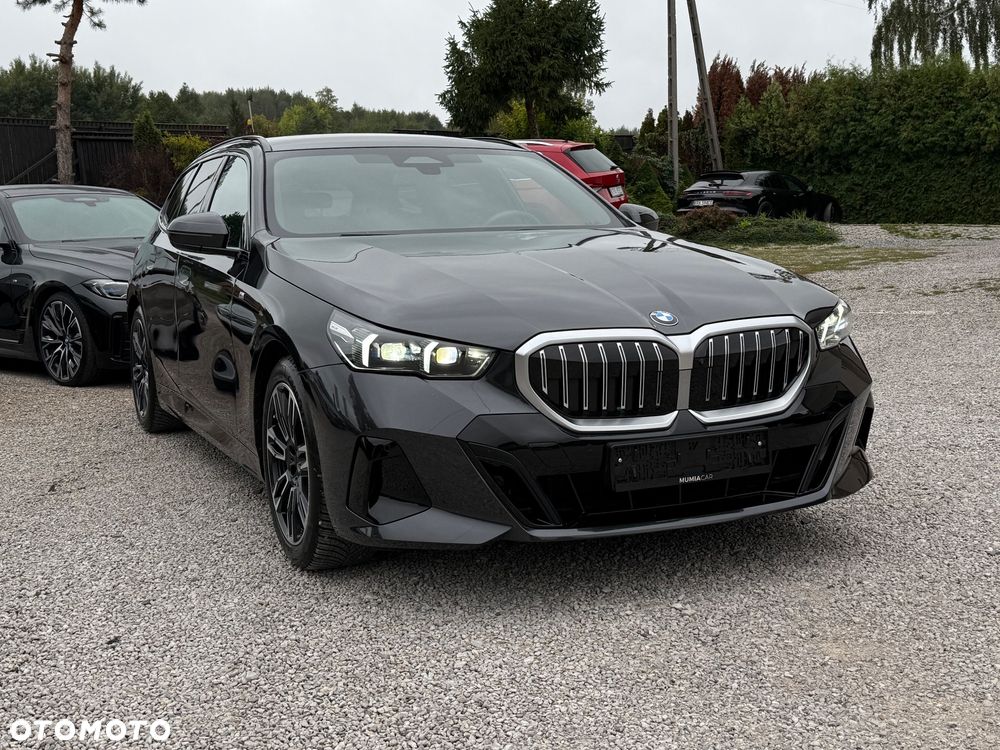 BMW Seria 5 520d xDrive Touring - 28
