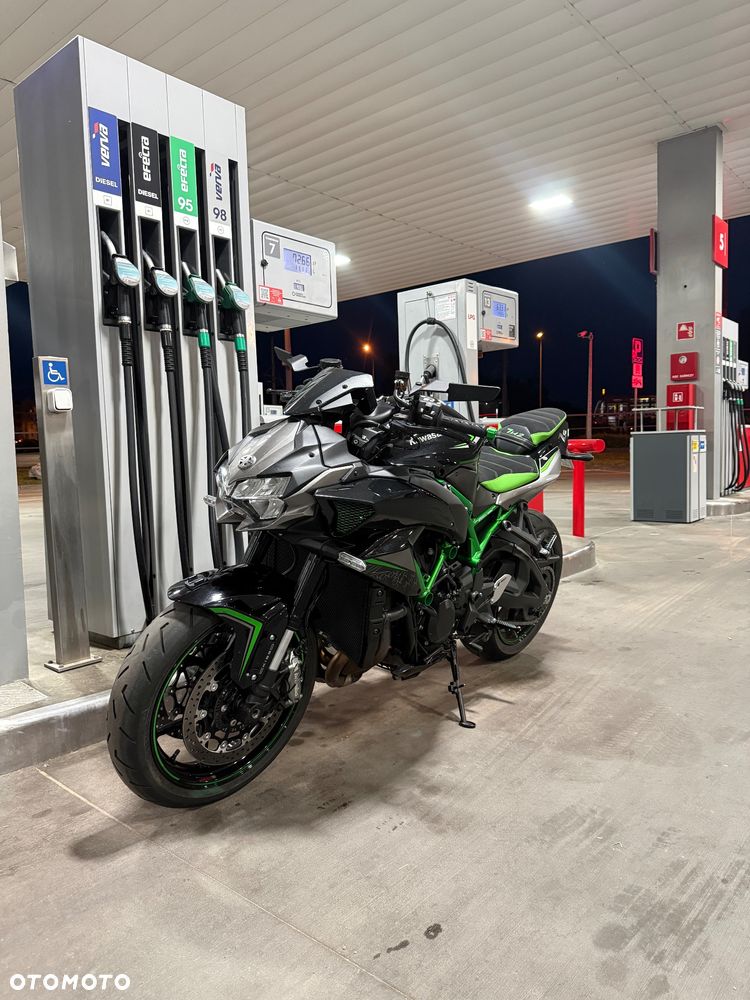 Kawasaki H2 - 7
