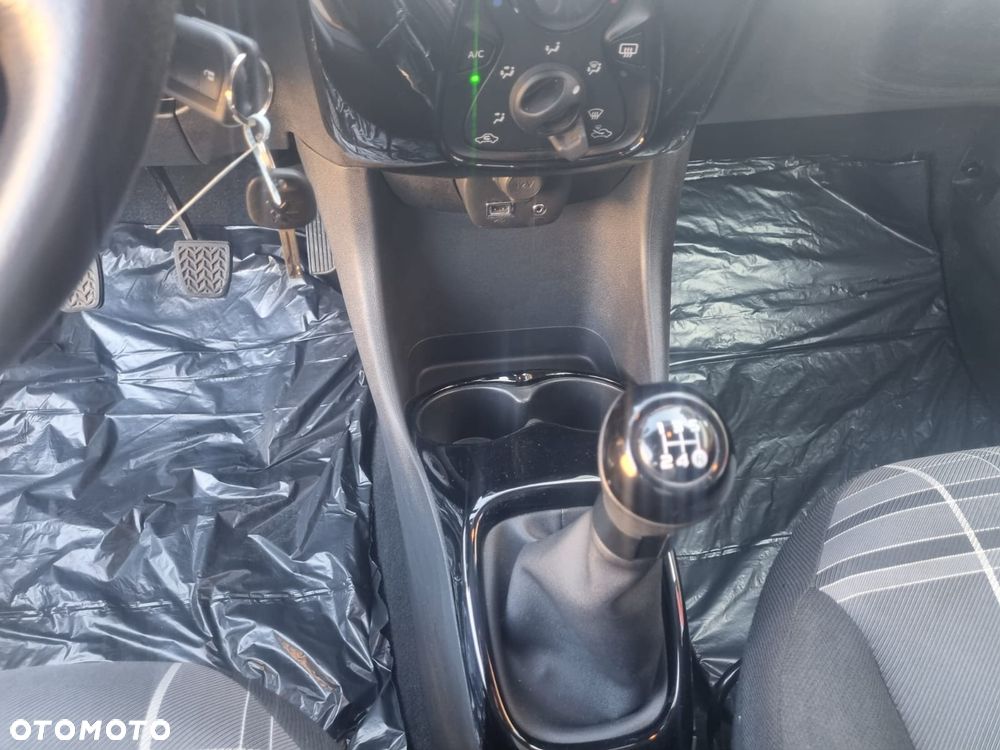 Peugeot 108 PureTech 82 Style - 19