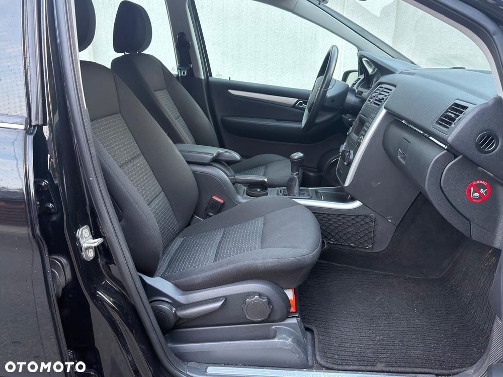 Mercedes-Benz Klasa B 150 BlueEFFICIENCY - 17