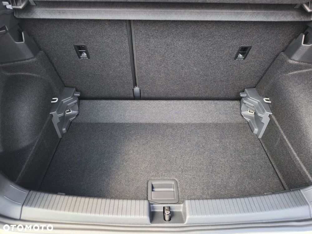 Volkswagen T-Cross 1.0 TSI R-Line Plus DSG - 18