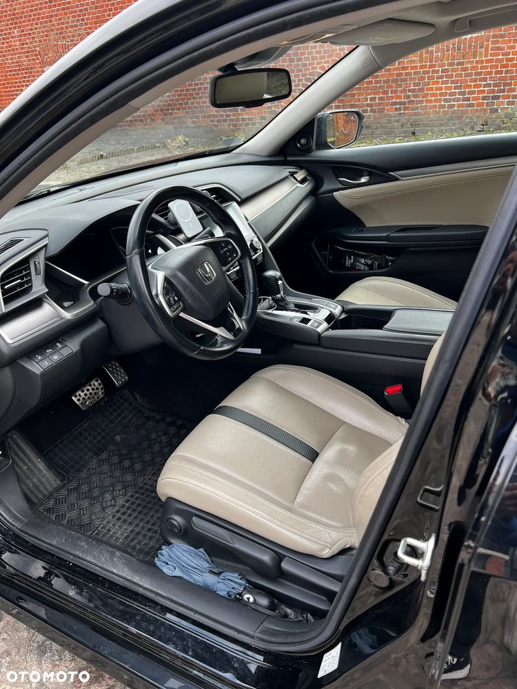 Honda Civic 1.5 T Executive CVT - 12