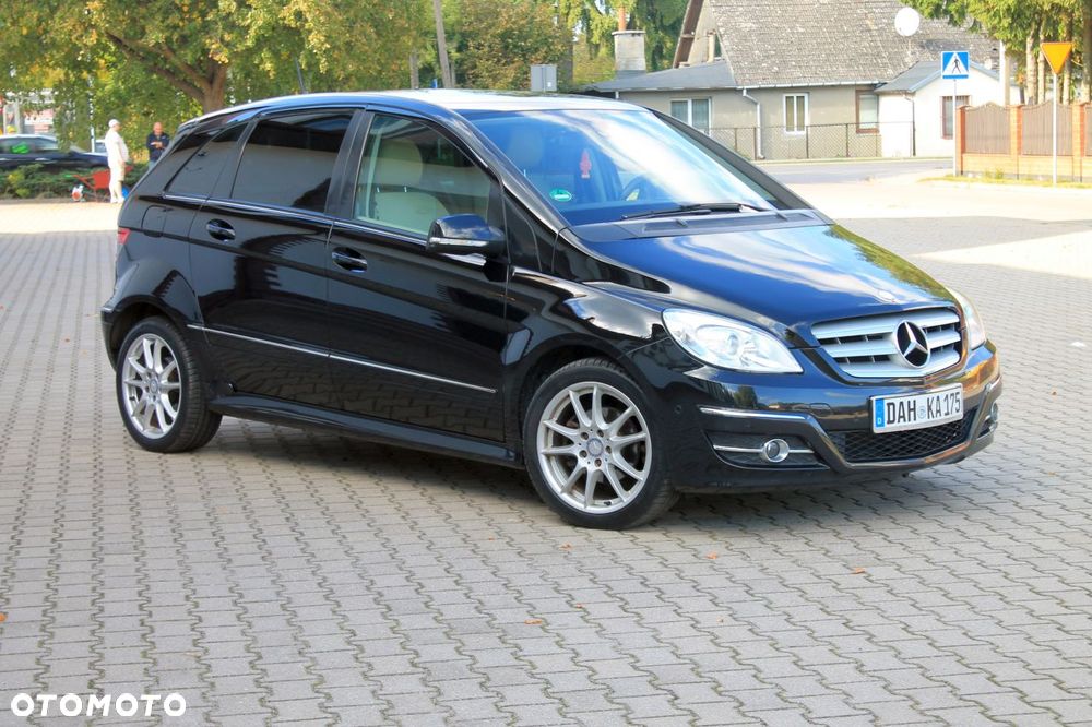 Mercedes-Benz Klasa B 170 Autotronic Special Edition - 17