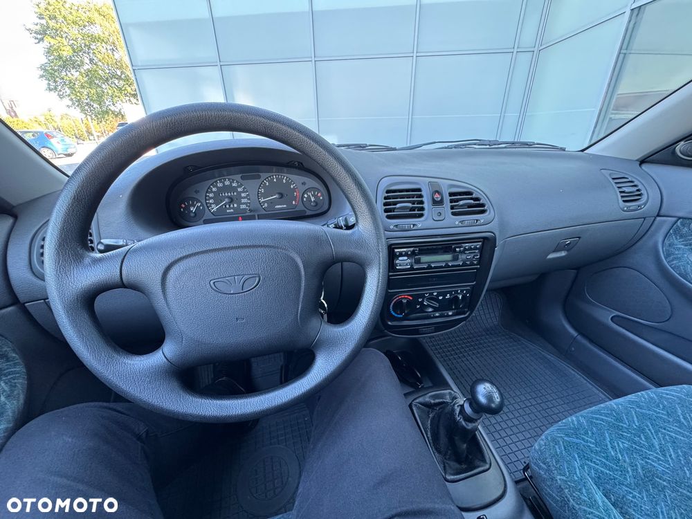 Daewoo Nubira - 16