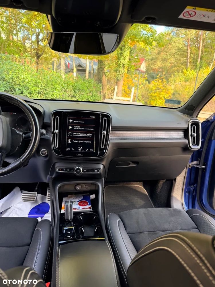 Volvo XC 40 T4 R-Design - 23