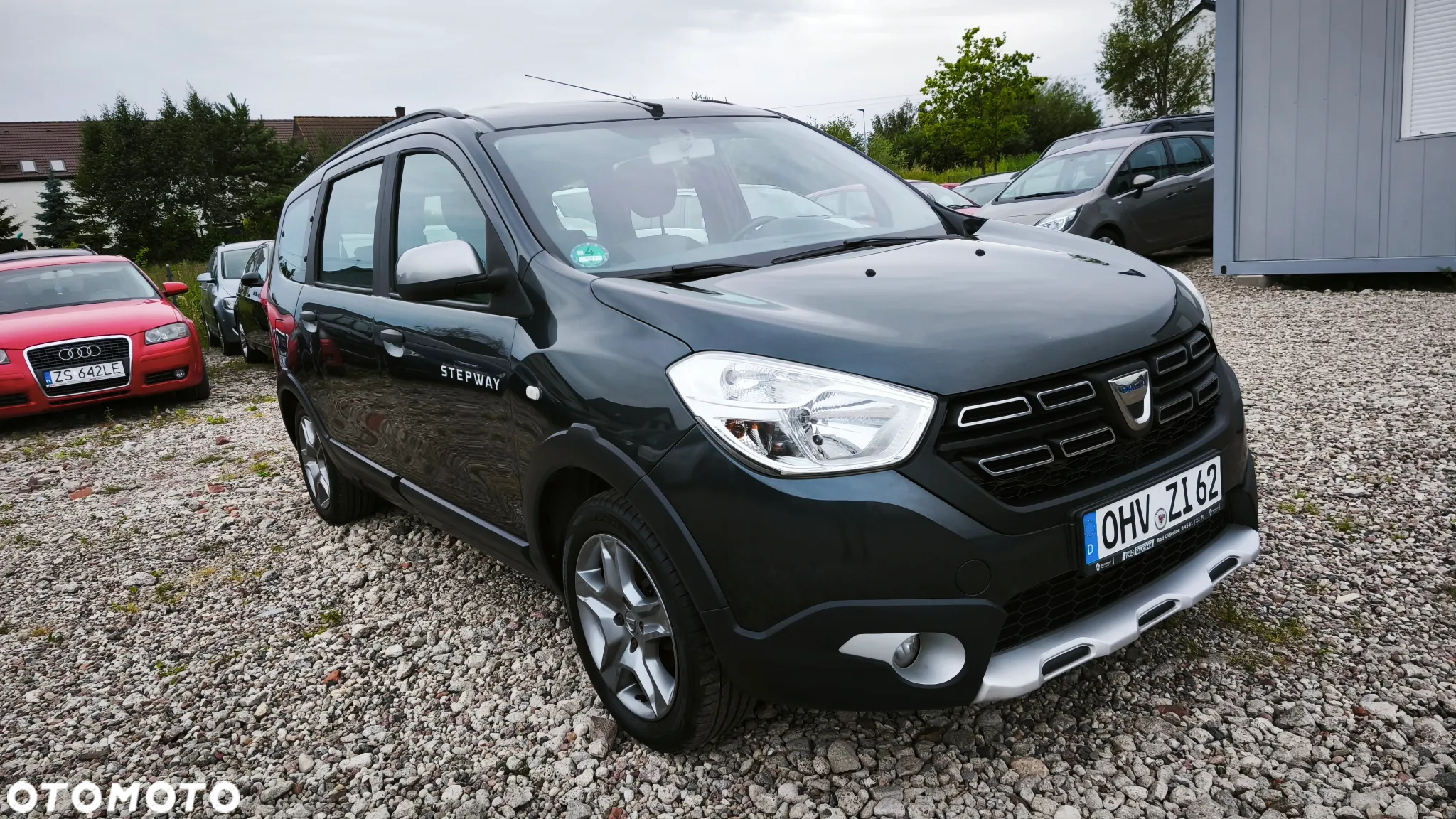Dacia Lodgy SCe 100 Stepway - 5