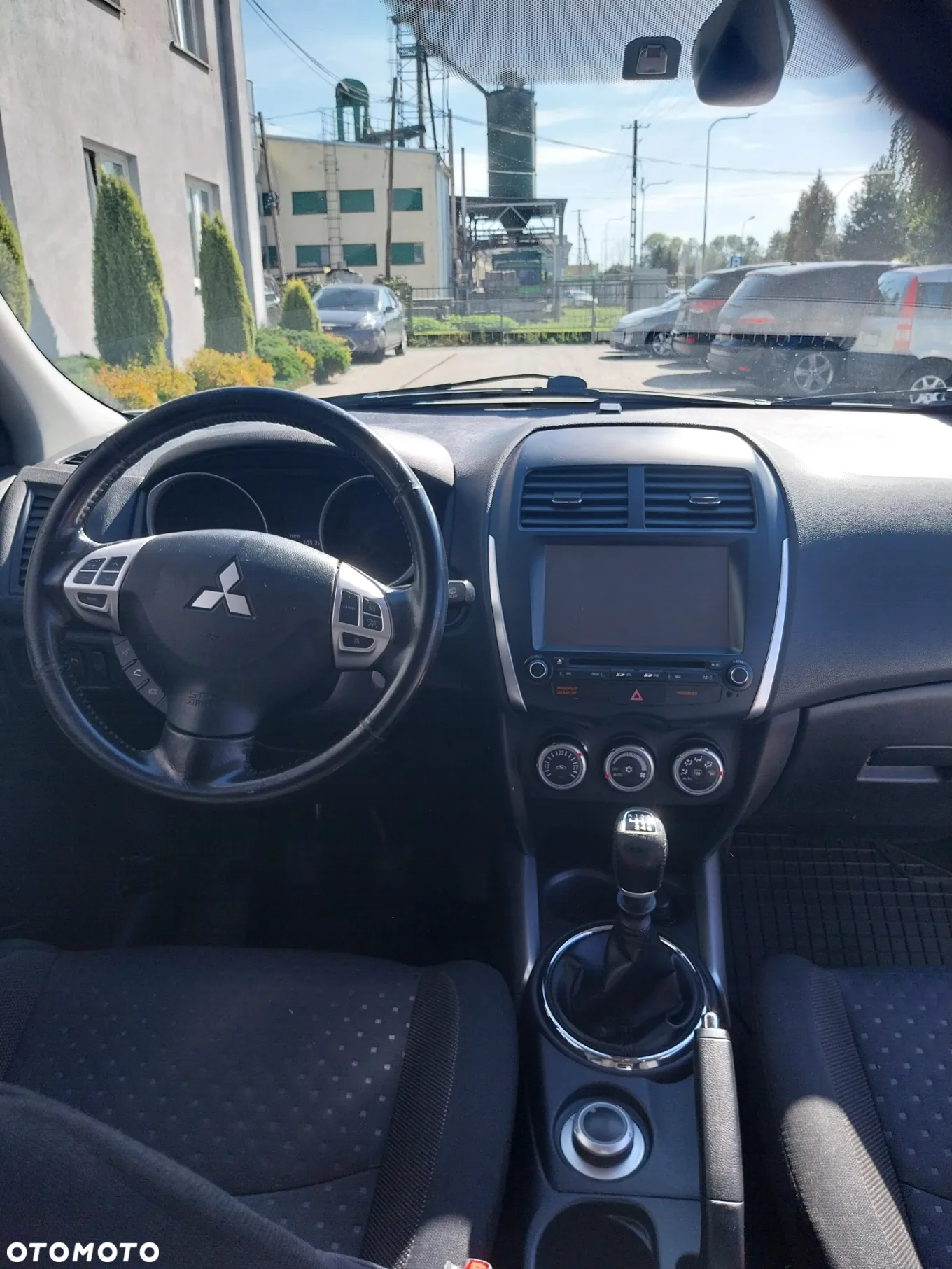Mitsubishi ASX - 5