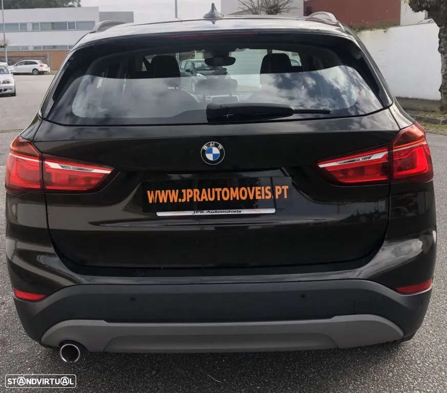 BMW X1 16 d sDrive Advantage - 17