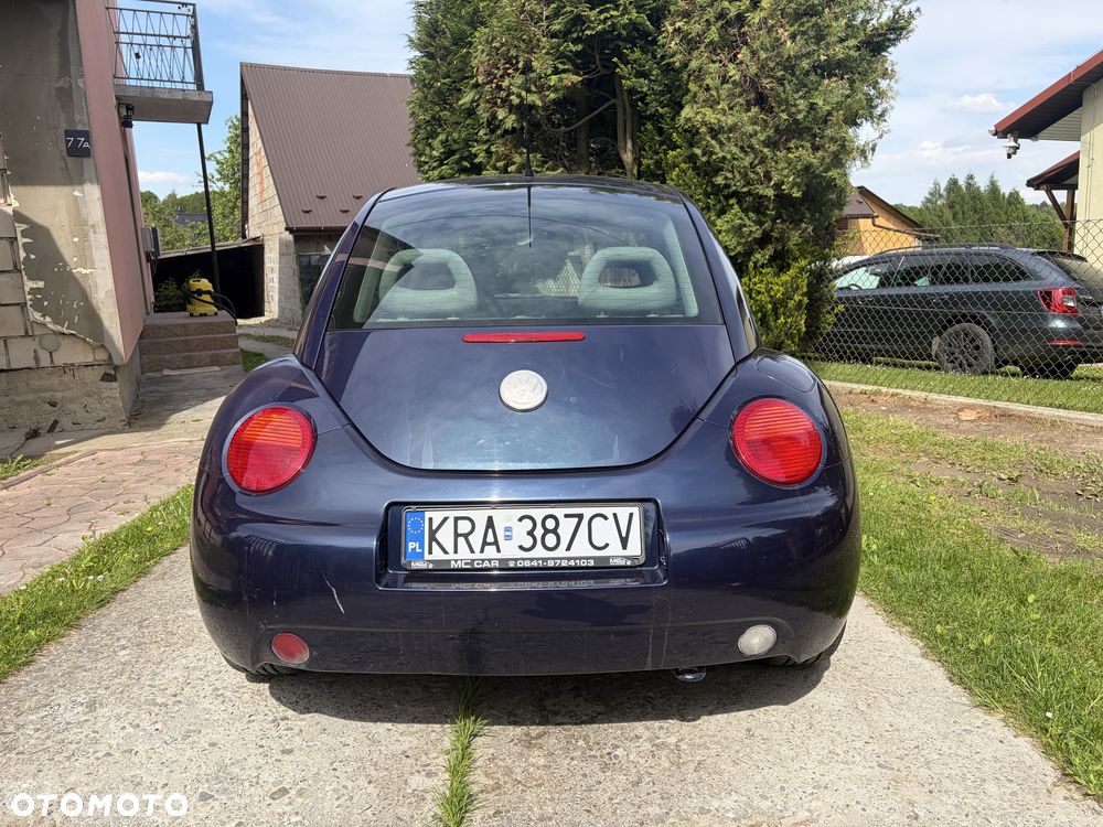Volkswagen New Beetle - 6