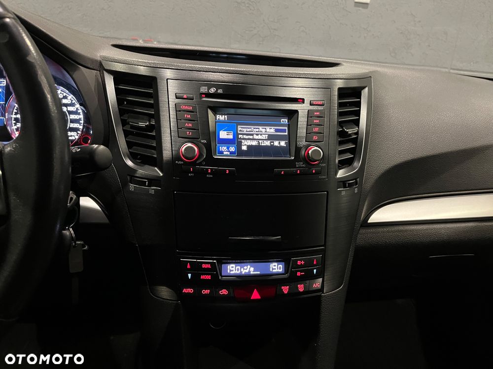 Subaru Legacy Kombi 2.0D Sport - 24