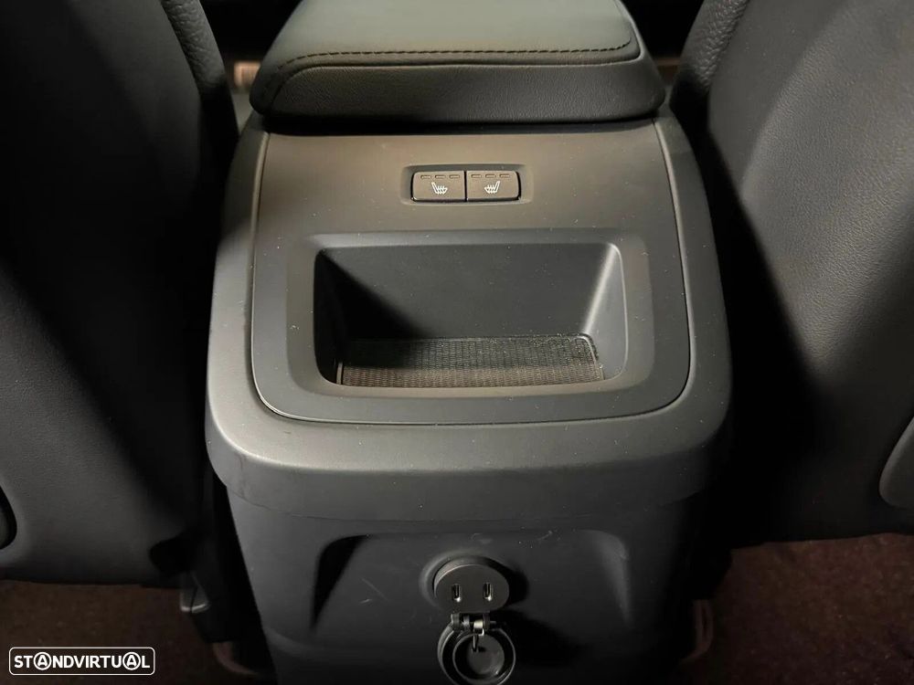 Volvo XC 60 2.0 T8 PHEV Plus Bright AWD - 22