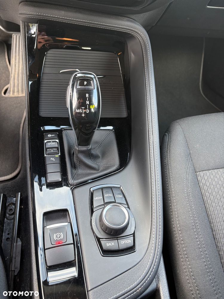 BMW X2 sDrive18i Advantage - 16