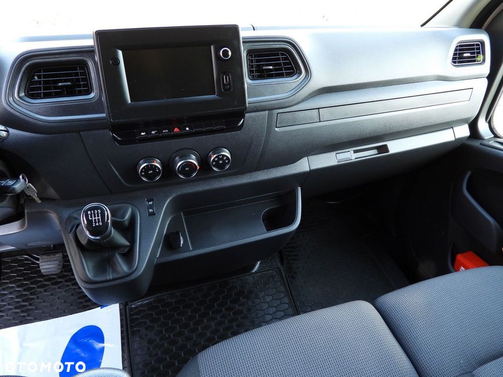 Renault MASTER KONTENER WINDA 8 PALET TEMPOMAT LEDY BLIŹNIACZE KOŁA KLIMATYZACJA  145KM - 32