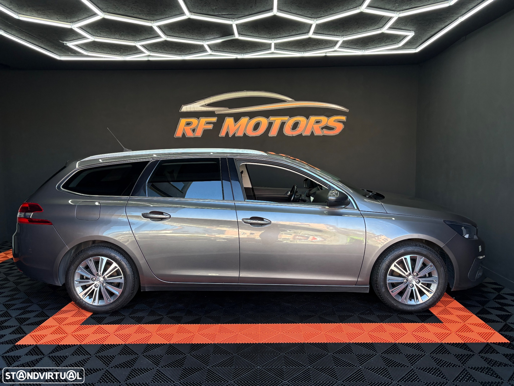 Peugeot 308 SW BlueHDi 120 EAT6 Stop & Start Active - 4