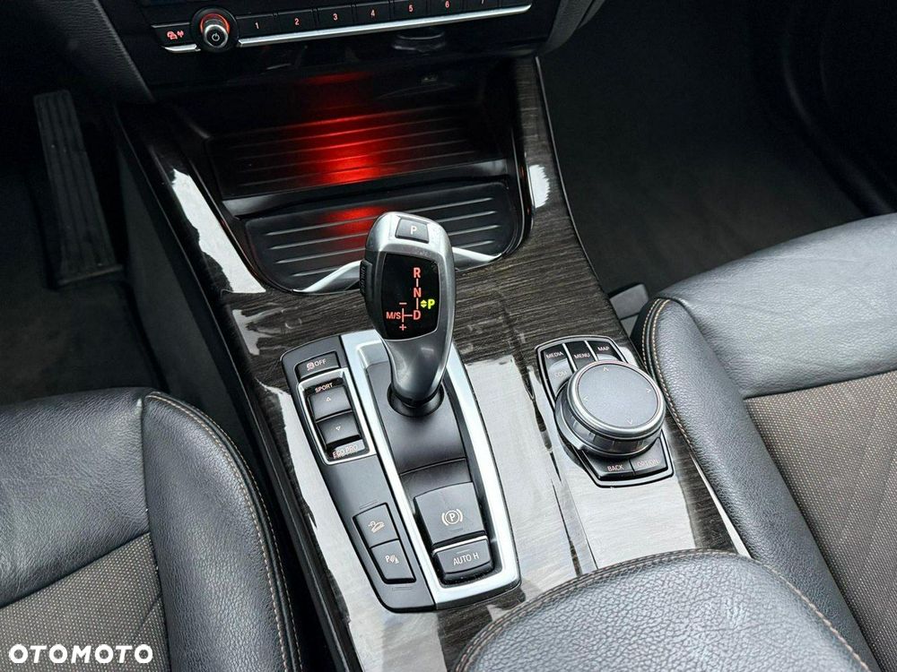 BMW X4 xDrive20d xLine - 29