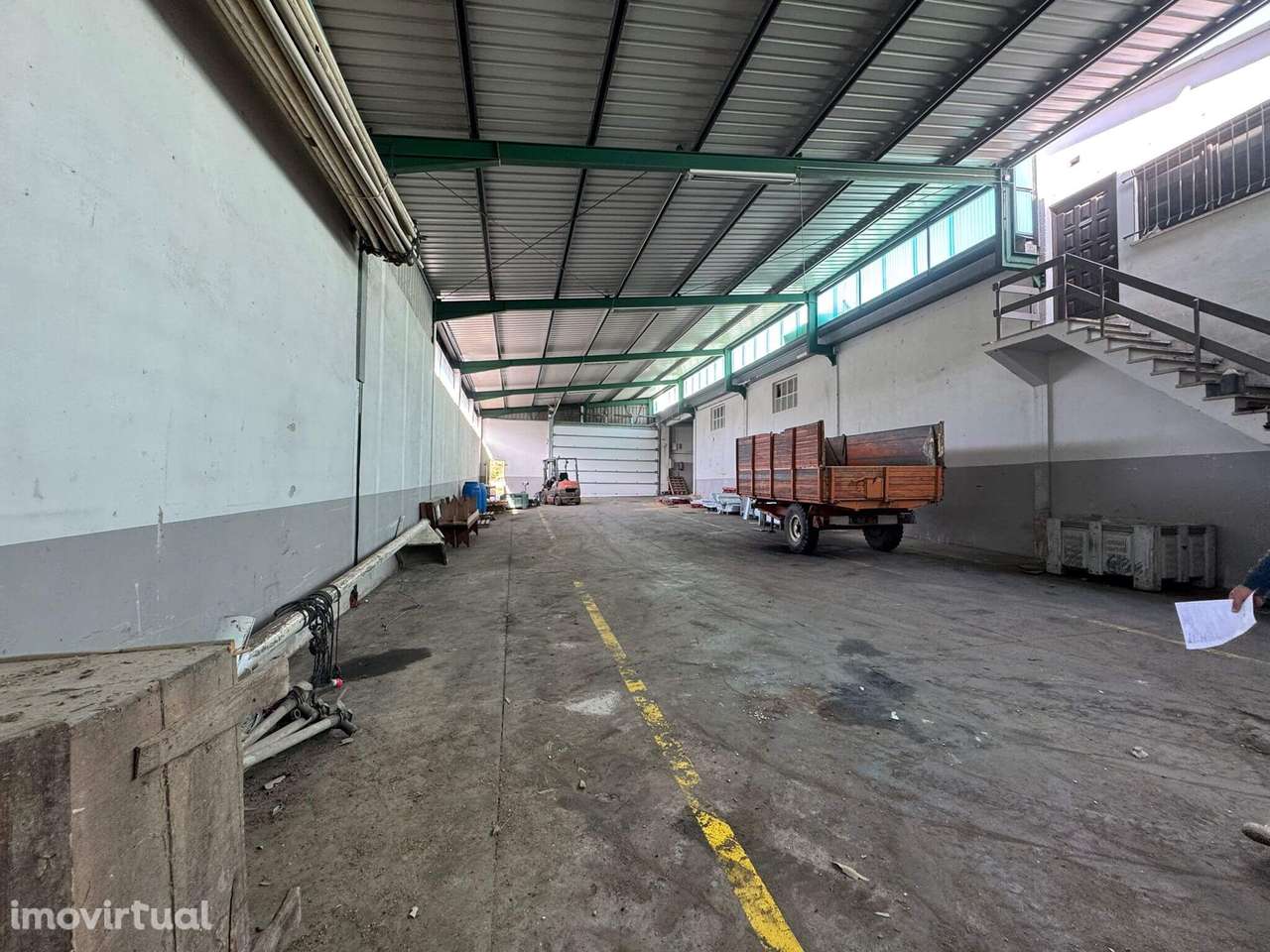 Armazém - 1030m2 cobertos - Grande imagem: 2/6