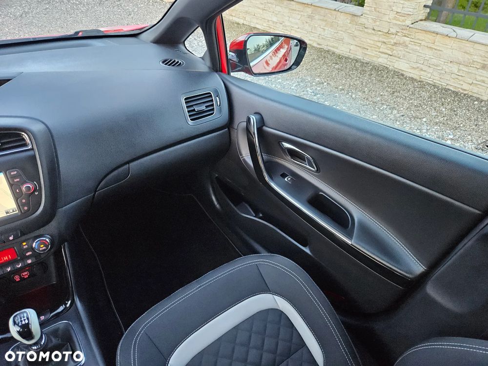 Kia Ceed 1.0 T-GDI ISG GT Line - 28