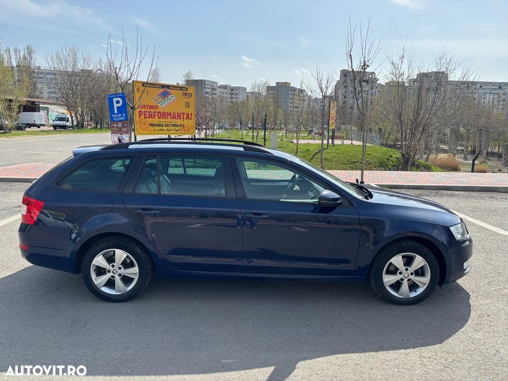Skoda Octavia 2.0 TDI ELEGANCE DSG - 10