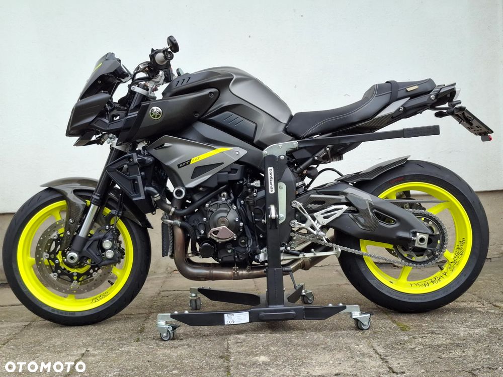 Yamaha MT - 2