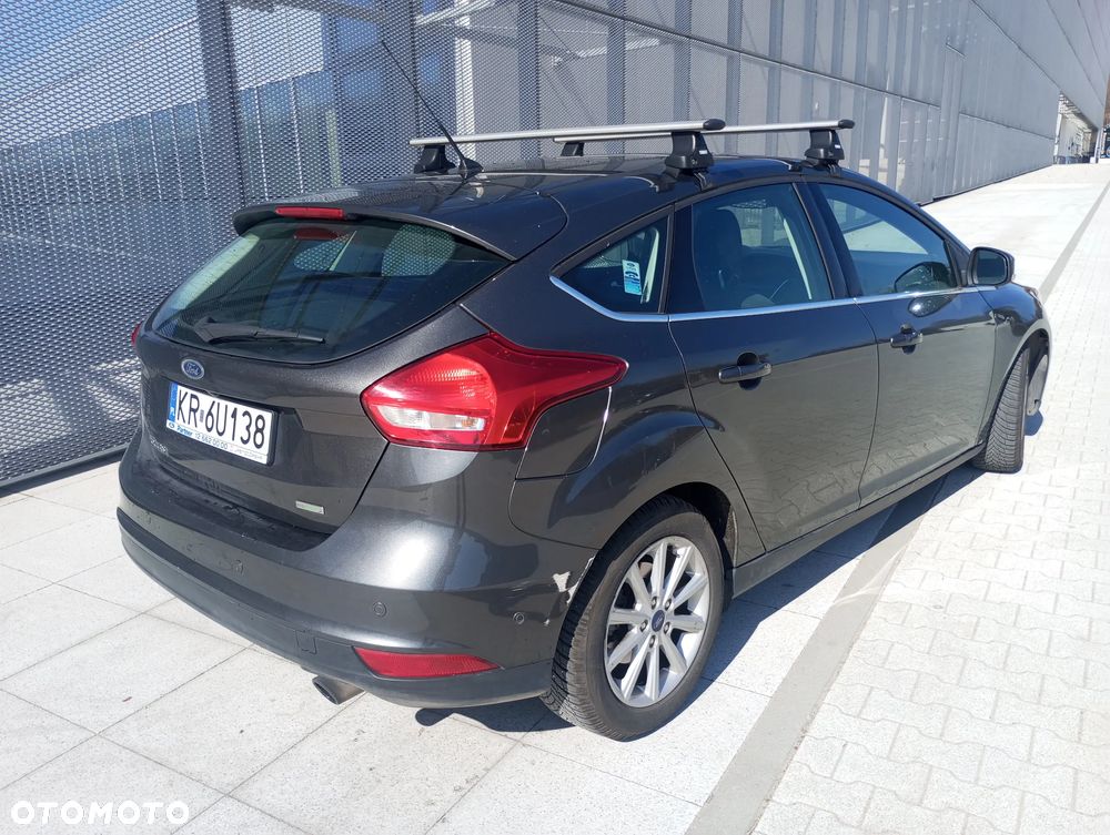 Ford Focus 1.5 EcoBoost Titanium ASS - 8