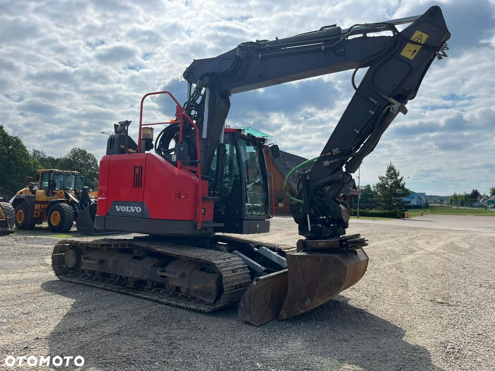 Volvo ECR145EL - 10