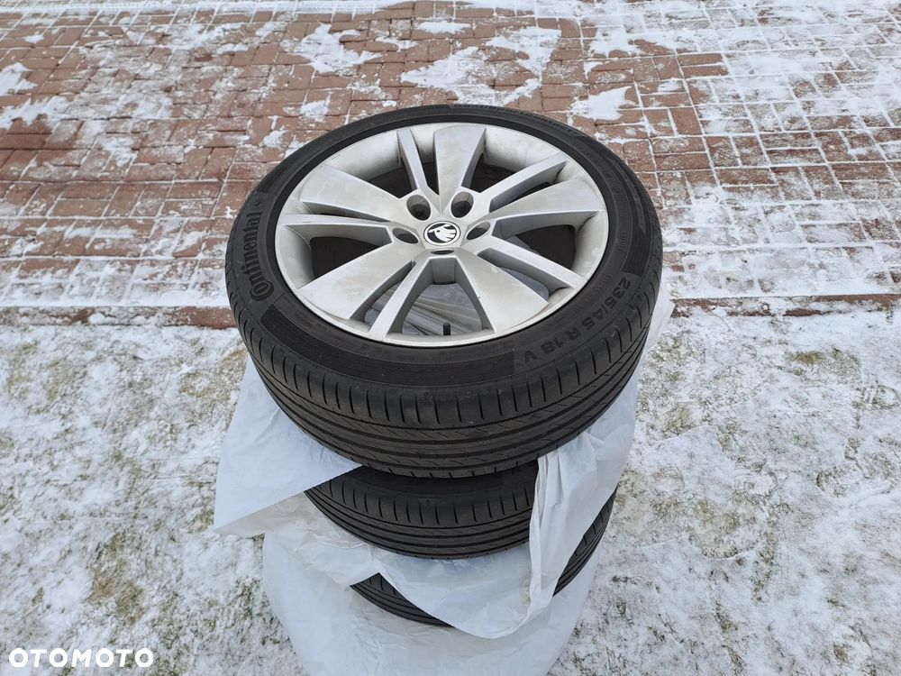 Skoda Superb 2.0 TDI SCR 4x4 Style DSG - 16