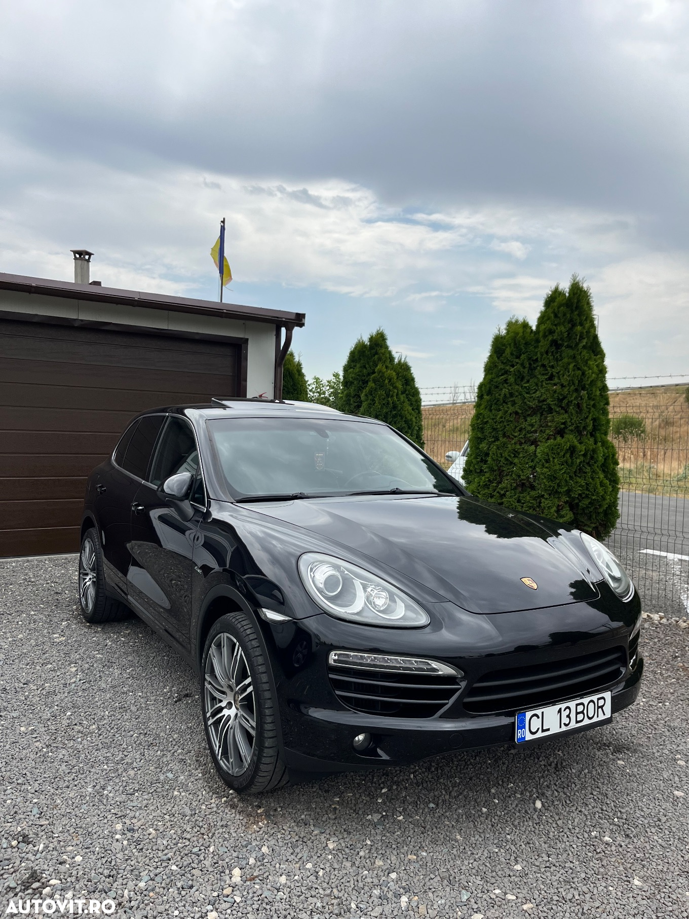 Porsche Cayenne 3.0 L V6 - 2