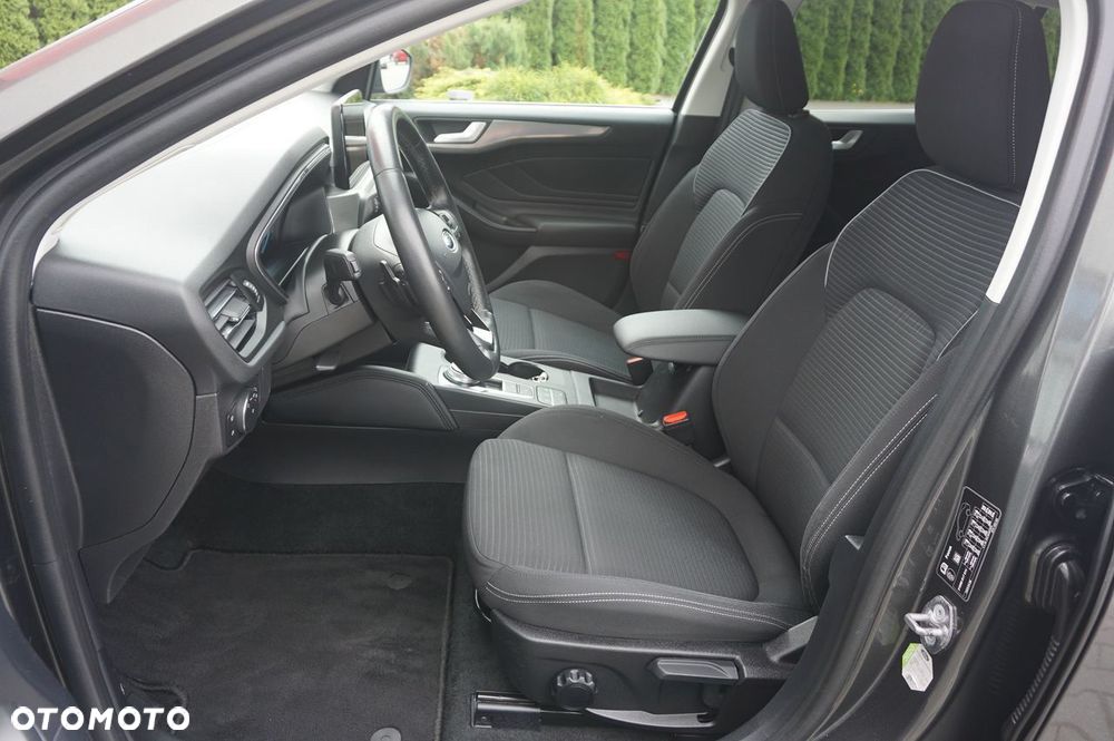 Ford Focus 1.0 EcoBoost Titanium - 22