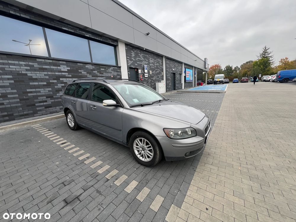 Volvo V50
