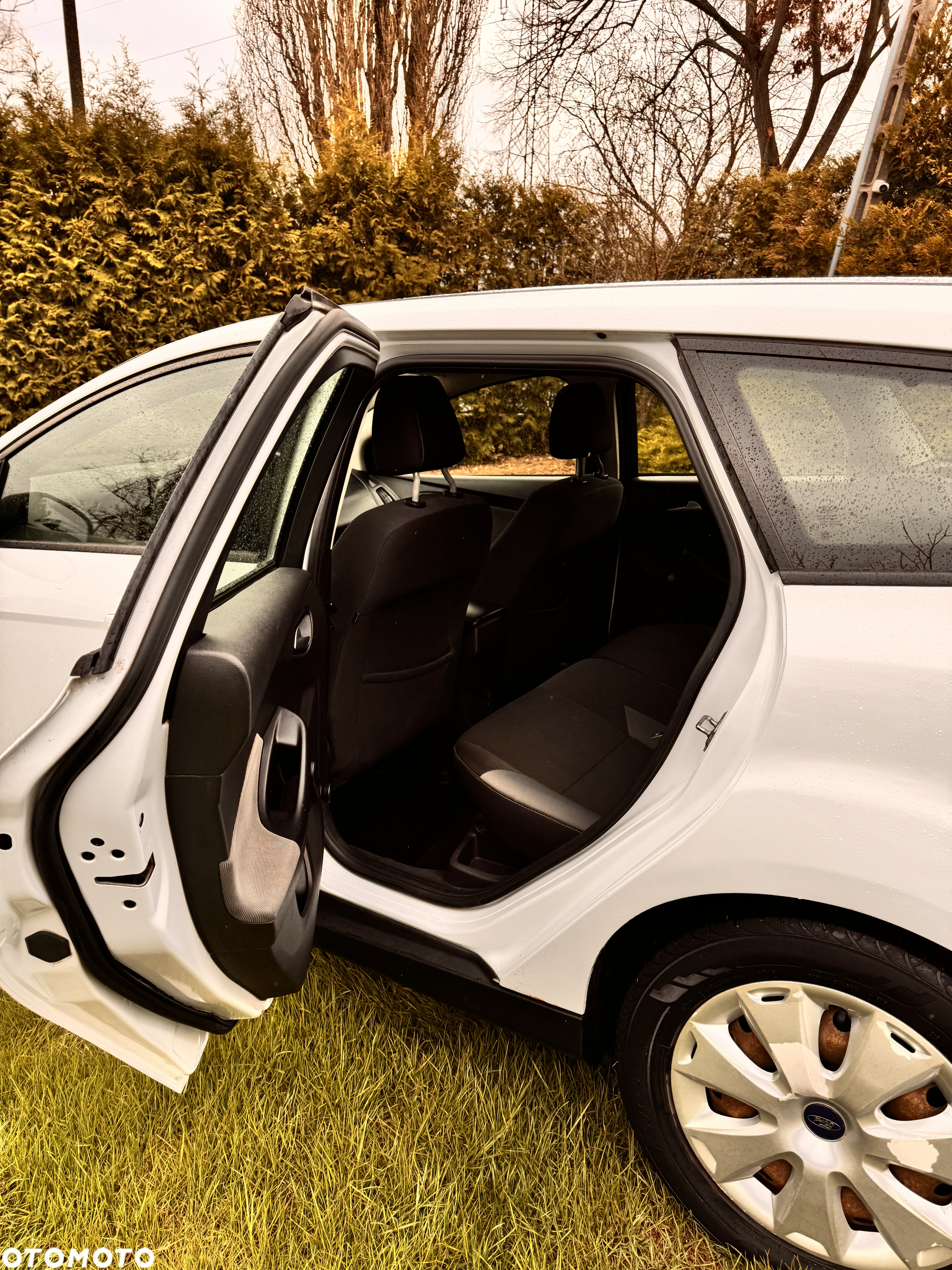 Ford Focus 1.6 TDCi Ambiente - 6