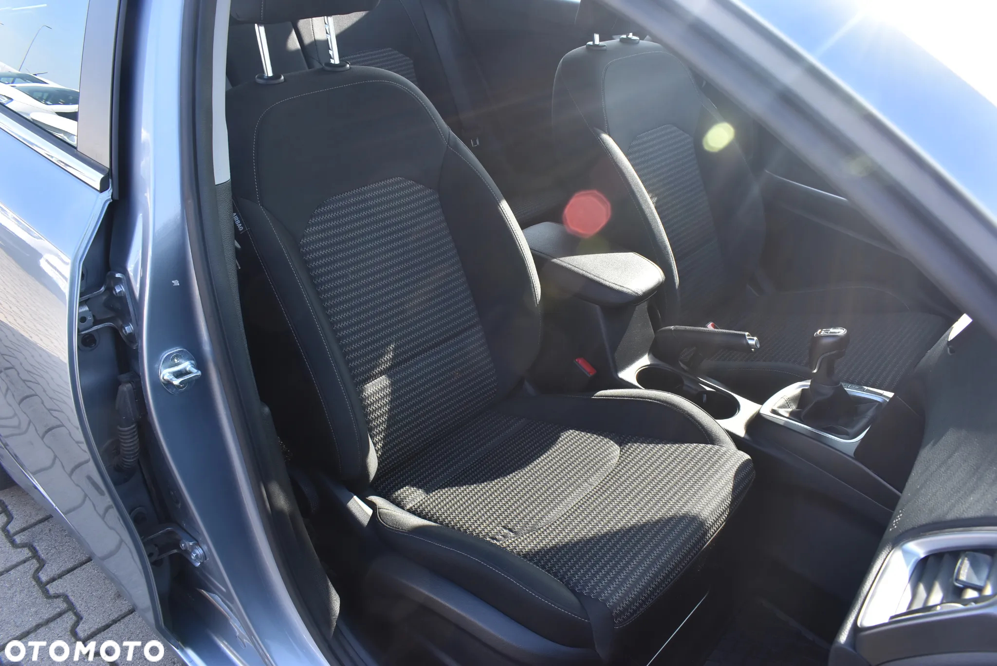 Kia Ceed 1.5 T-GDI M - 19