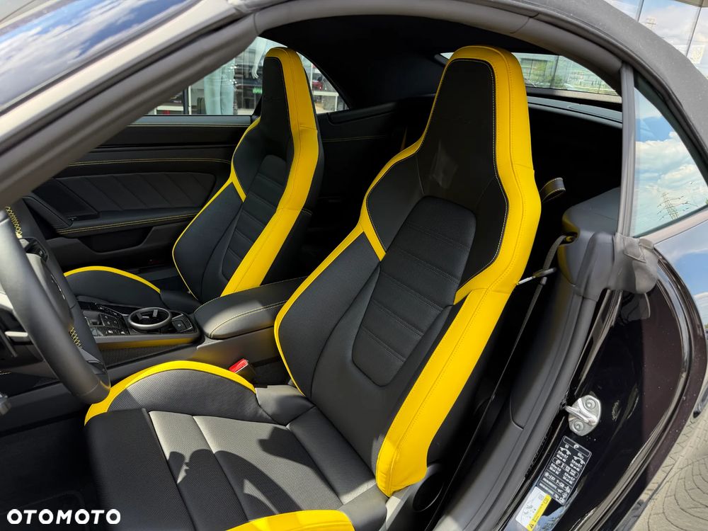 Porsche 911 Carrera Turbo S - 17