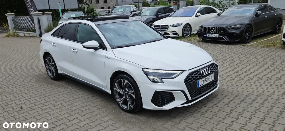 Audi A3 Limousine 1.5 TFSI Sport S tronic - 1