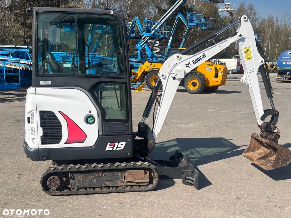 Bobcat E19 - 8