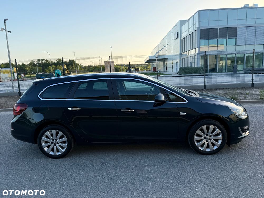 Opel Astra 1.4 Turbo Exklusiv - 9
