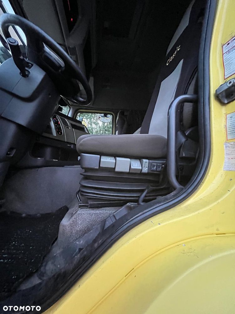Renault Premium 460 - 12