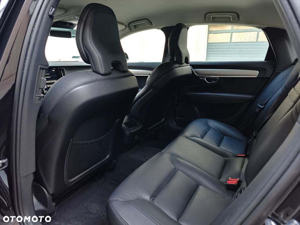 Volvo S90 D4 Momentum Pro - 8