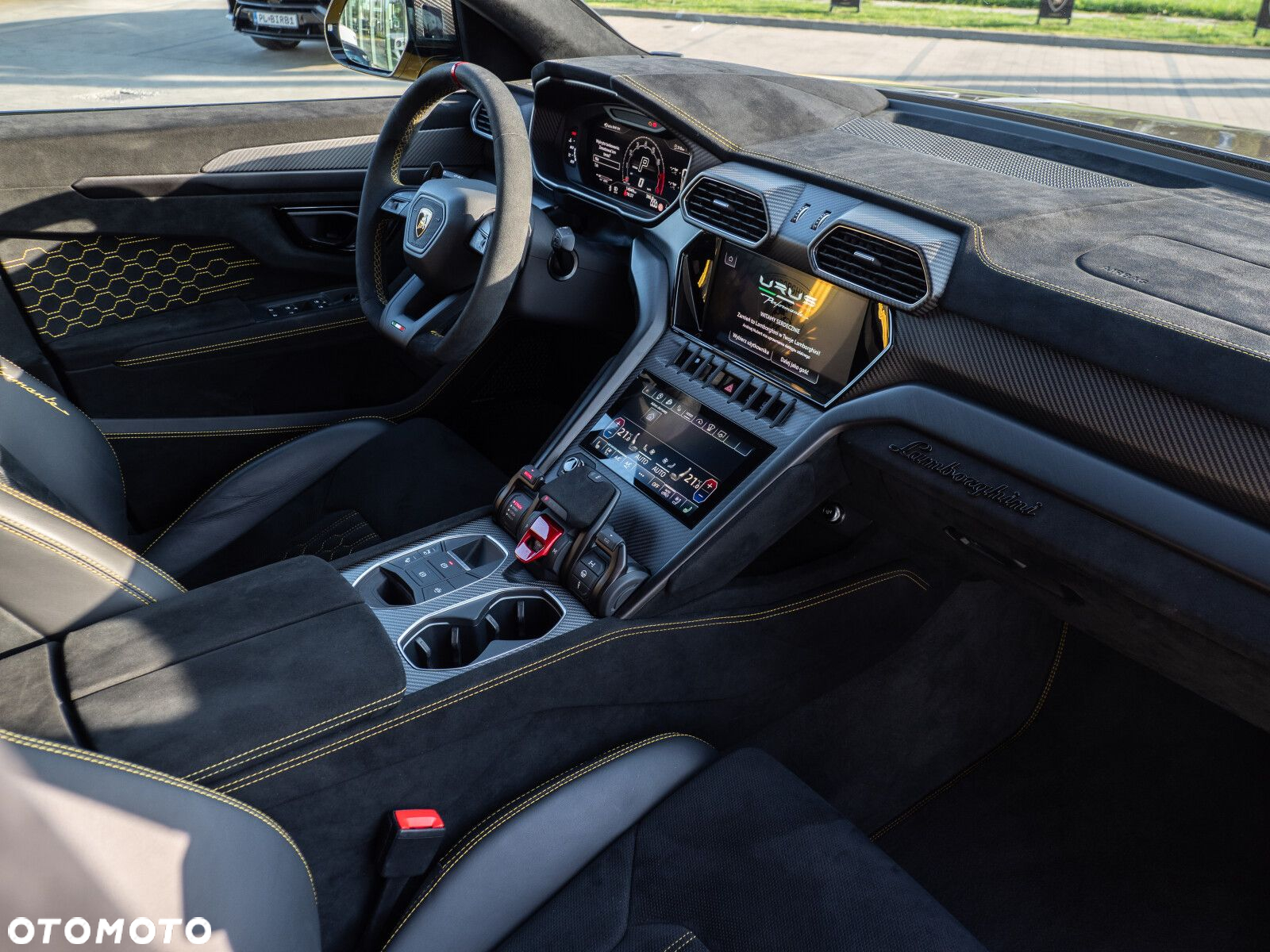 Lamborghini Urus - 8